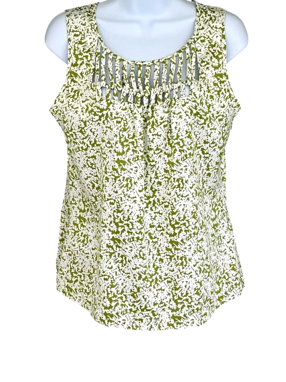 Banana Republic sleeveless top in green and white print, size small.